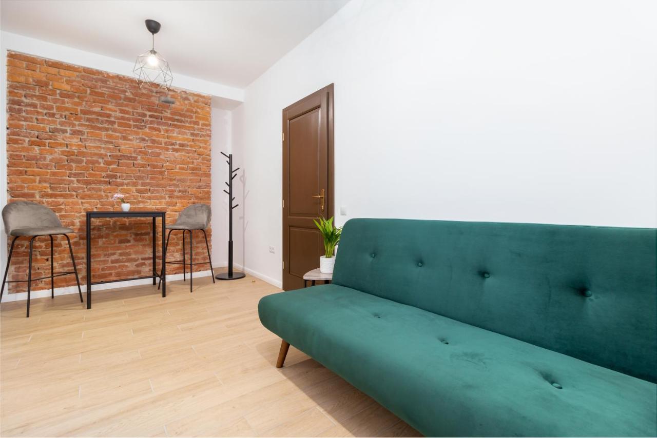 Cadoro City Center Apartments Oradea Εξωτερικό φωτογραφία