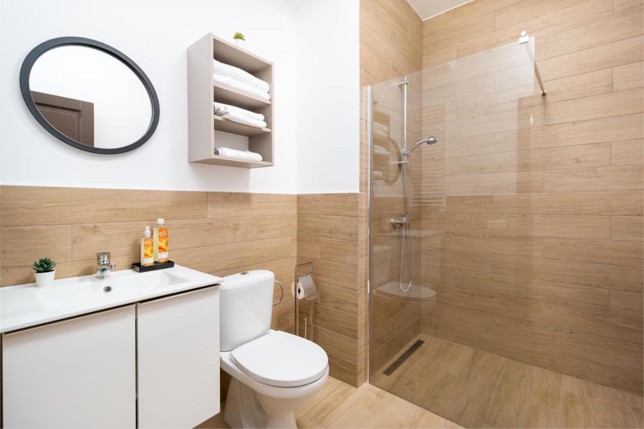 Cadoro City Center Apartments Oradea Εξωτερικό φωτογραφία